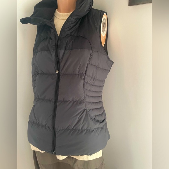 lululemon athletica Jackets & Blazers - Sz12 ❤️ Rare ❤️ Fluffin Awesome Down vest two tone